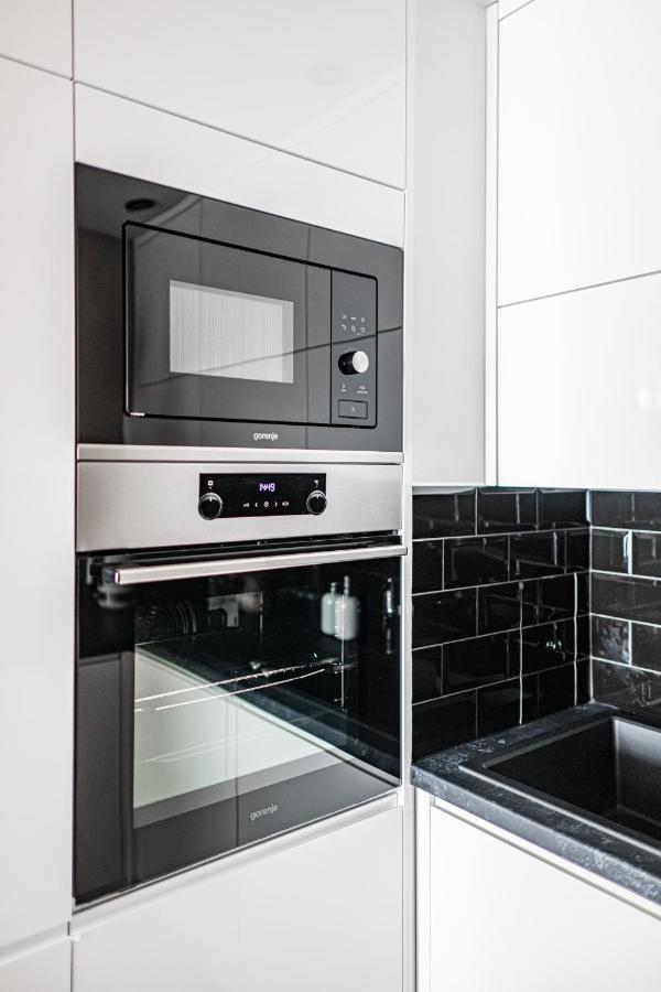 Apartment 24H With Free Garage And Ac Jagielly 5 Wroclaw Exterior photo
