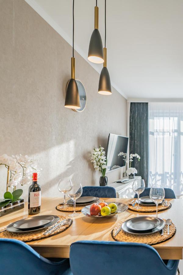 Apartment 24H With Free Garage And Ac Jagielly 5 Wroclaw Exterior photo