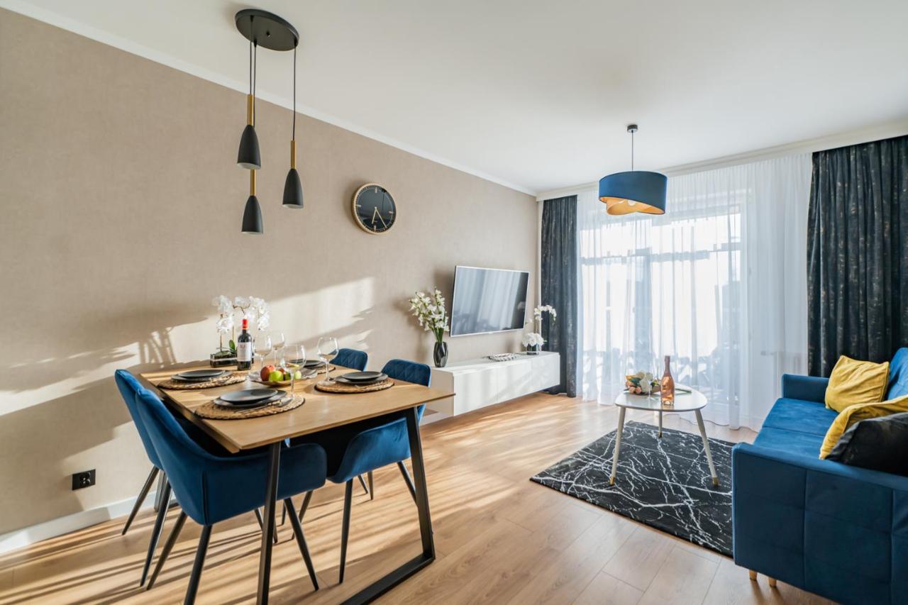 Apartment 24H With Free Garage And Ac Jagielly 5 Wroclaw Exterior photo